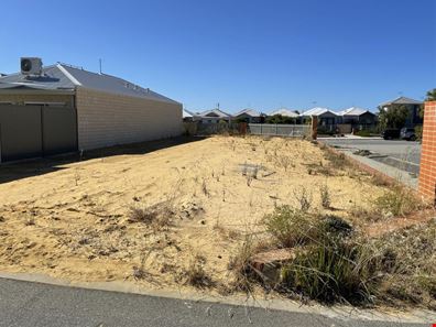 31 Aviator Boulevard, Clarkson WA 6030