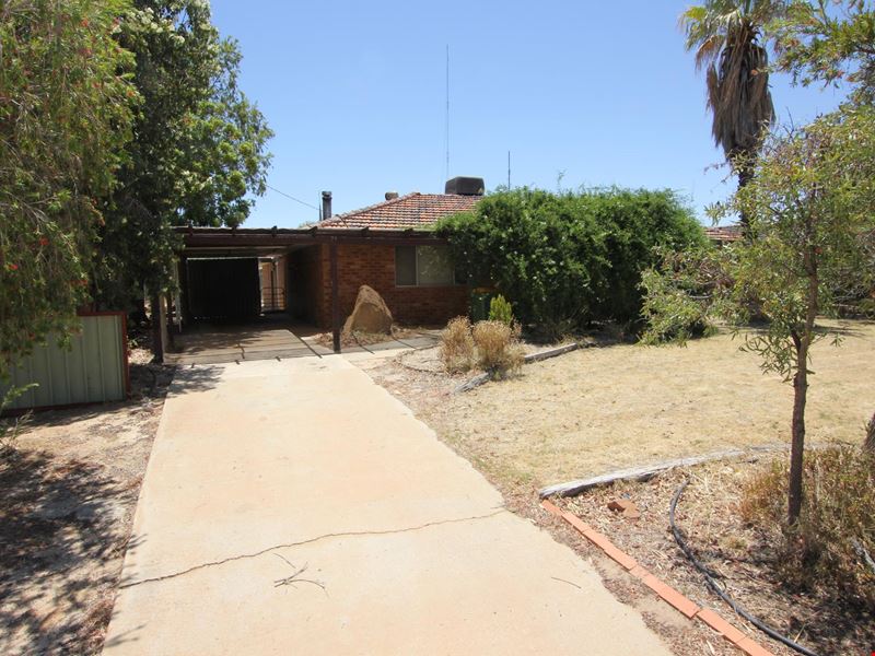26 Thomas Street, Narembeen WA 6369