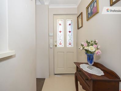 1/3 Reynolds Drive, Swan View WA 6056