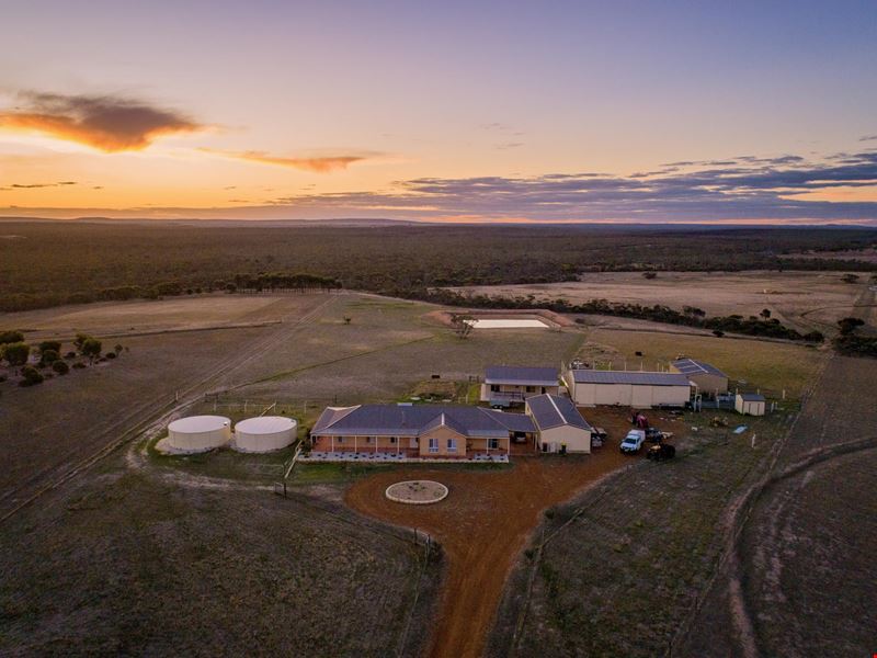 37 Blue Vista, Hopetoun WA 6348
