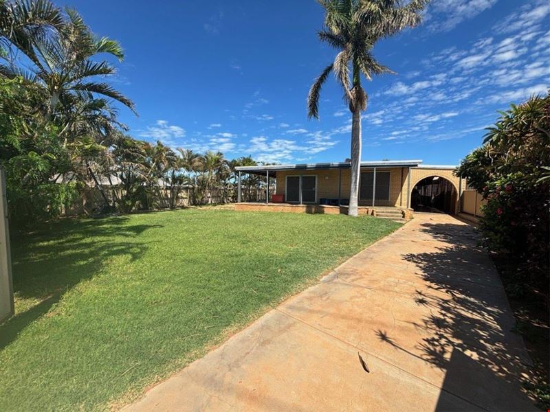 19 Angelo Street, East Carnarvon WA 6701