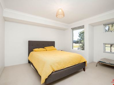 39 Peavey Road, Whitby WA 6123