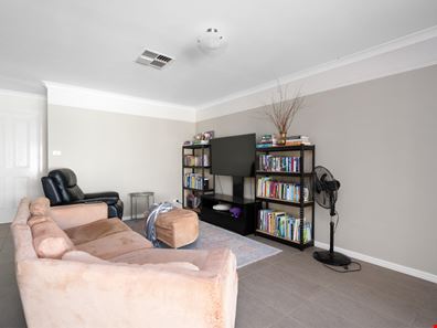 3 Tindals Crescent, Hannans WA 6430