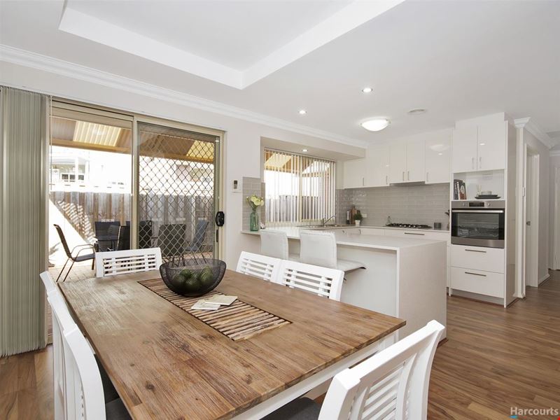 Villa 48/55 Alexander Drive, Menora WA 6050