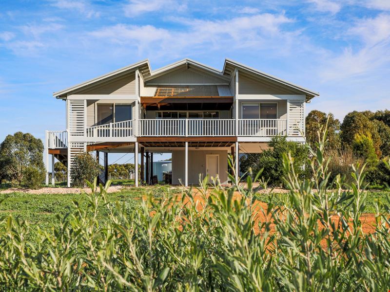 60 Wandoo Road, Kendenup WA 6323