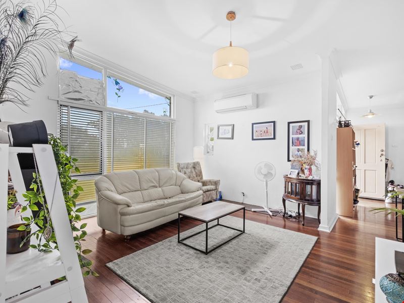 4 Woodford Road, Lynwood WA 6147