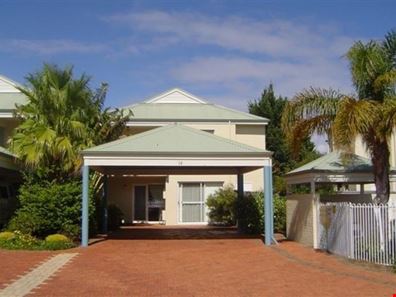 12/220 Fairway Circle, Connolly WA 6027