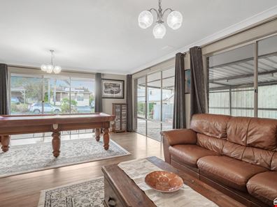 21 Binburra Way, Mount Nasura WA 6112