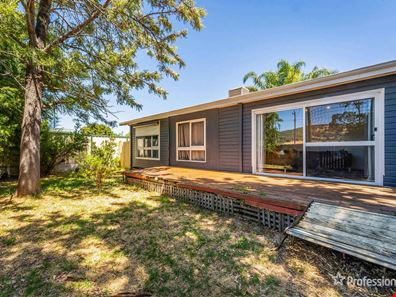 5 Church Street, North Dandalup WA 6207
