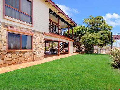 12 McCourt Street, Point Samson WA 6720