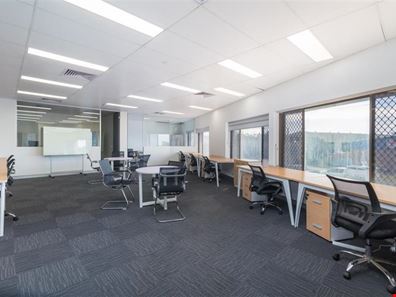 71 Beechboro Road South, Bayswater WA 6053