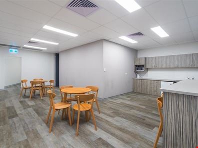 71 Beechboro Road South, Bayswater WA 6053