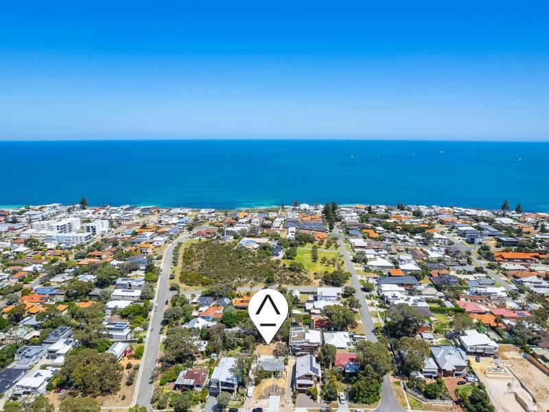 42A Hope Street, Watermans Bay WA 6020