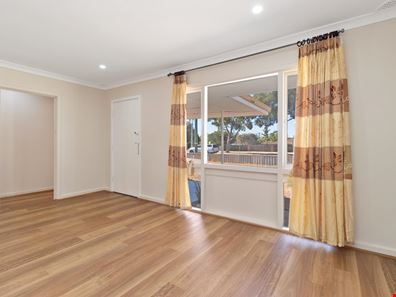 144 Marangaroo Drive, Girrawheen WA 6064
