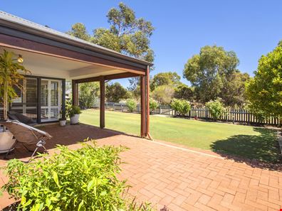 20 Sandalford Court, Dunsborough WA 6281