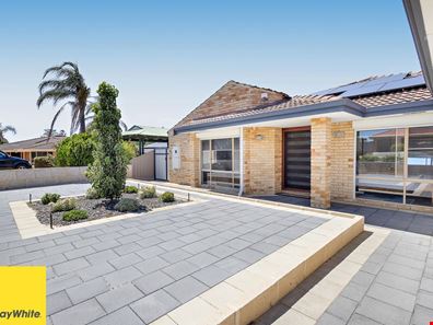 8 Salacia Court, Alexander Heights WA 6064