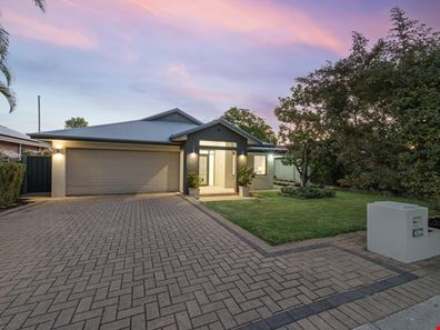 57 Bradford Street, Menora WA 6050