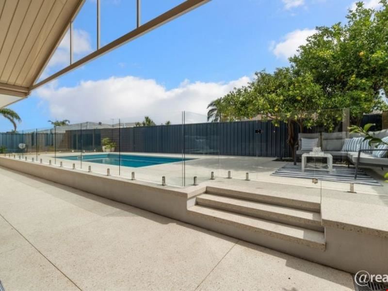 3 Whitburn Road, Kingsley WA 6026