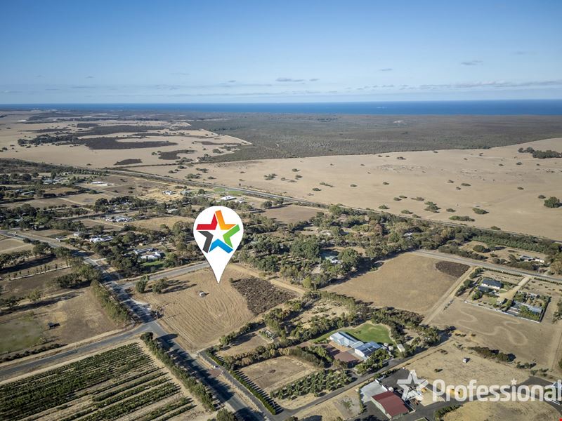 104 Tamarisk Drive, Gabbadah WA 6041