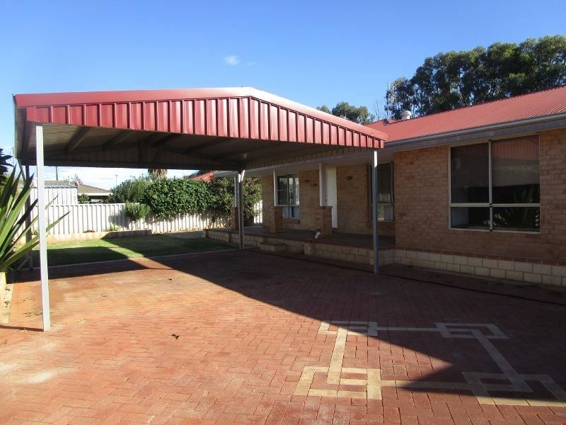 31 Pickering Drive, Dongara WA 6525
