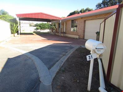 31 Pickering Drive, Dongara WA 6525