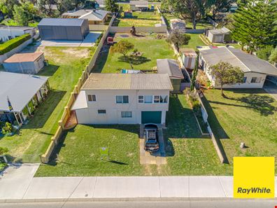 95 Gingin Road, Lancelin WA 6044