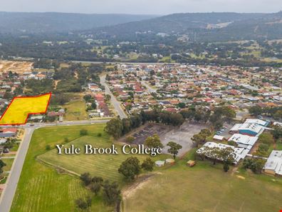54-56 Dellar Road, Maddington WA 6109