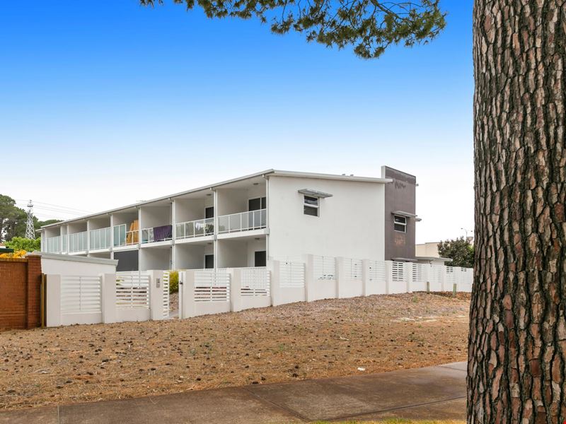 6/13 Delrosso Place, O'Connor WA 6163