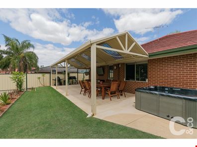 17 Kirkus Road, Medina WA 6167