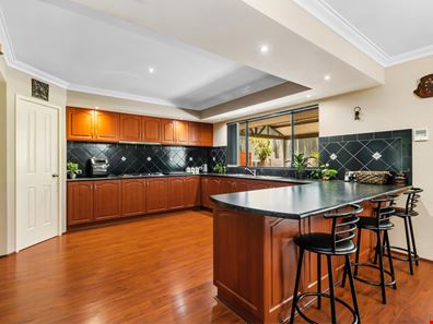 31 Banksiadale Road, Dwellingup WA 6213