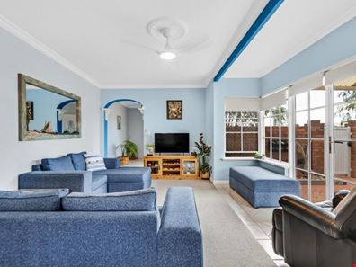 56 Harwood Road, Geographe WA 6280