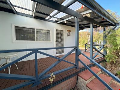 12 Central Avenue, Peaceful Bay WA 6333