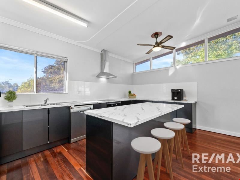 49 Harrison Way, Calista WA 6167