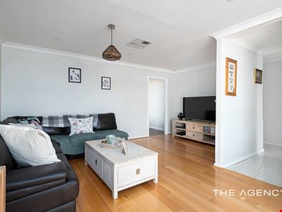 5 Pathfinder Road, Padbury WA 6025
