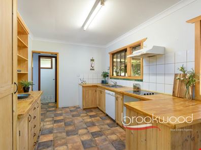 365 Stone Street, Chidlow WA 6556