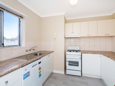 33/24 Morrit Way, Parmelia WA 6167