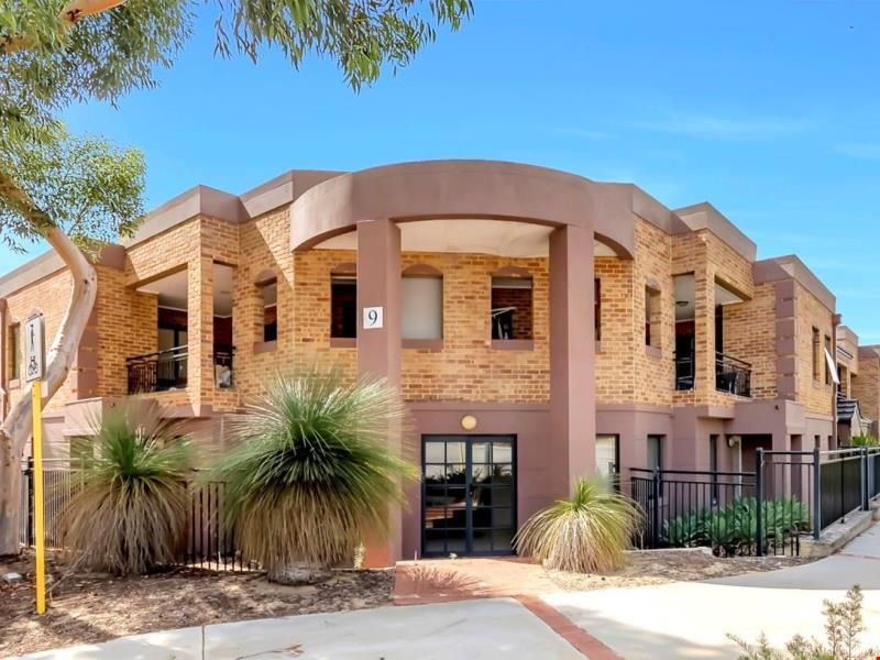 9/9 Lakeside Drive, Joondalup WA 6027
