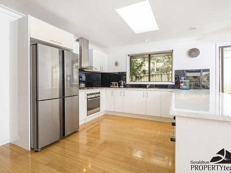 32 Catherine Street, Bluff Point WA 6530
