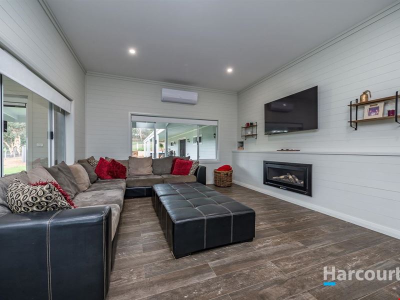 440 Santa Gertrudis Drive, Chittering WA 6084