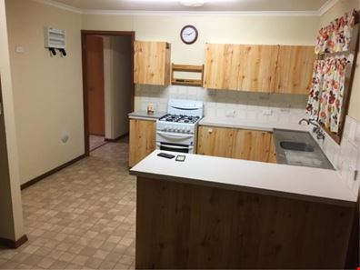 12 Jensen Close, Mount Magnet WA 6638