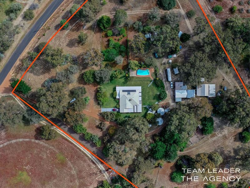 64 Tuart Grove Avenue, Lake Clifton WA 6215