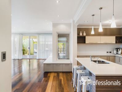 52 Almond Parkway, Yalyalup WA 6280