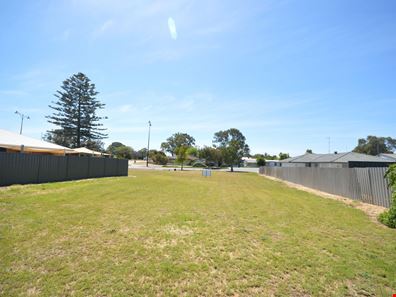 65 Allnutt Street, Mandurah WA 6210