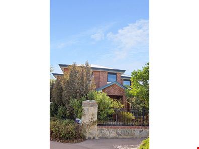 20 Parkfarm Drive, South Guildford WA 6055