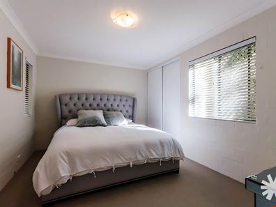 4/4 Manning Terrace, South Perth WA 6151