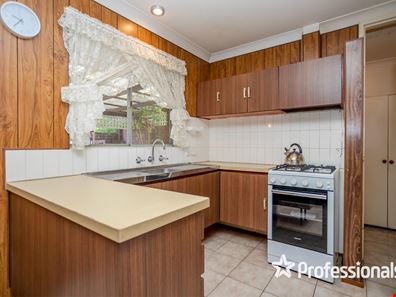 3 Bland Place, Beechboro WA 6063