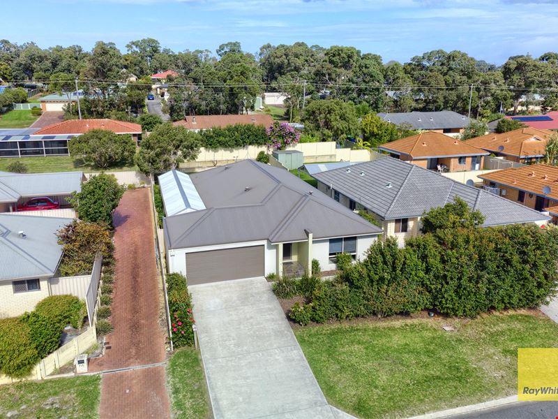 79 Katoomba Street, Orana WA 6330