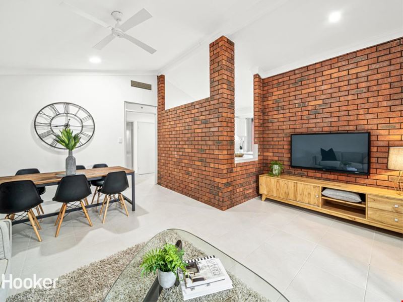 4 Edgeware Street, Lynwood WA 6147