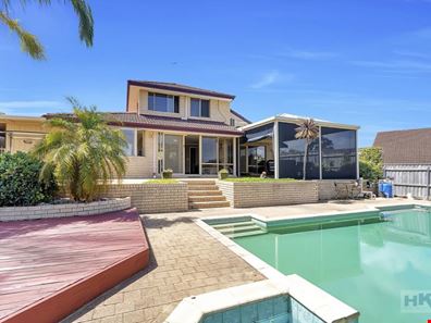 5 Indooroopilly Place, Connolly WA 6027
