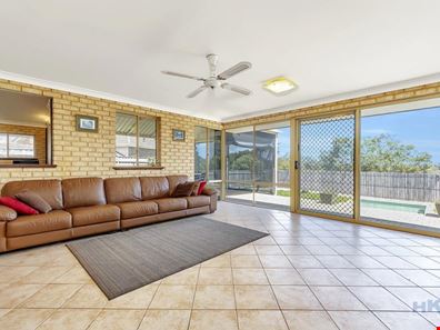 5 Indooroopilly Place, Connolly WA 6027
